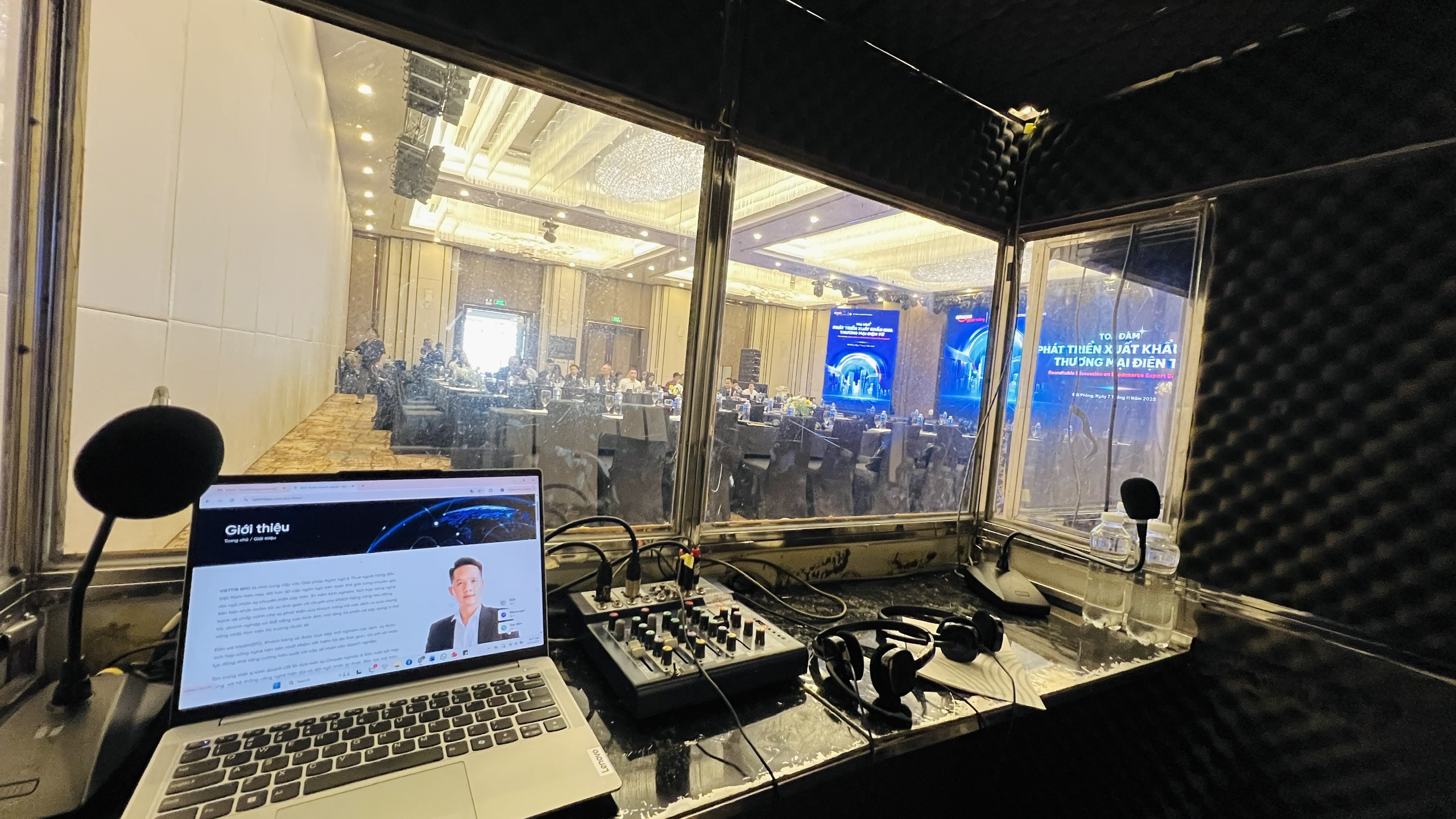 DỊCH CABIN – GIẢI PHÁP CỐT LÕI GIÚP HỘI THẢO QUỐC TẾ TRUYỀN TẢI ĐÚNG THÔNG ĐIỆP